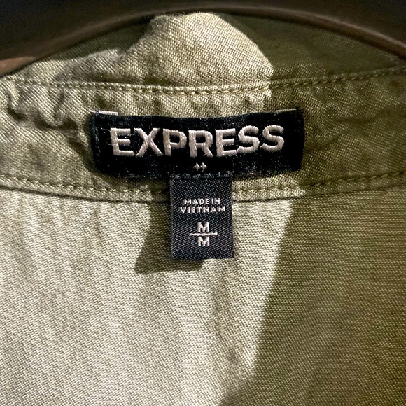 EXPRESS -Utility Style Short Jumpsuit. Size Medium NWOT - Picture 5 of 6